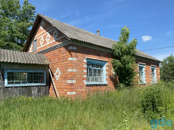 Кирпичный дом в д.Березцы, фотография 1