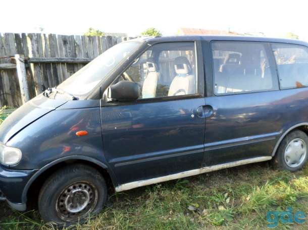 NISSAN SERENA, фотография 2