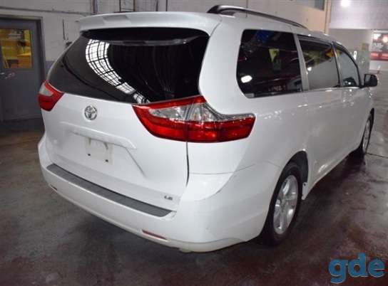 2017 Toyota Sienna for sell, фотография 3