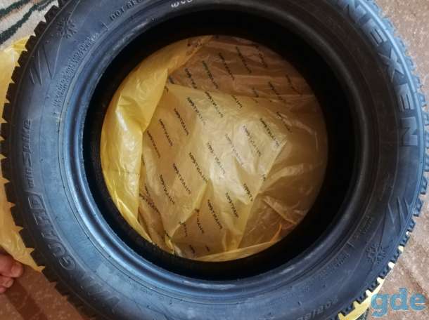 Продам комплект зимних шин 205/55 R16 Nexen (4 шт.), фотография 1