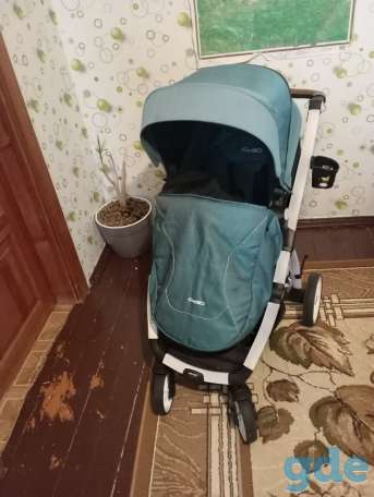 Продам детскую прогулочную коляску 