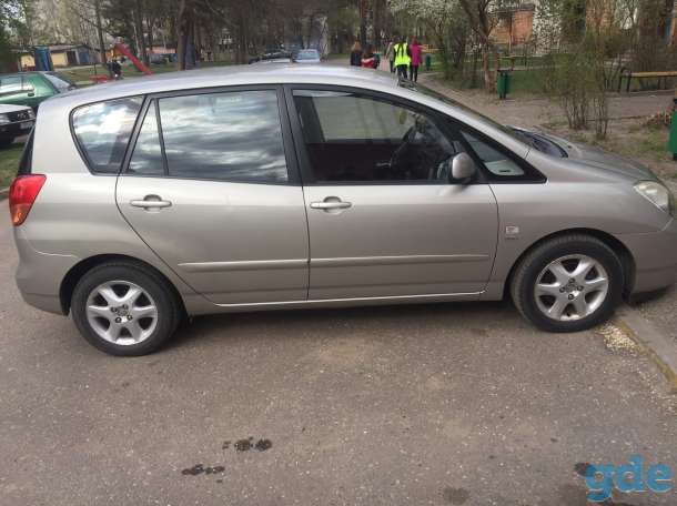 Toyota Corolla Verso II (E121), 2002, фотография 4