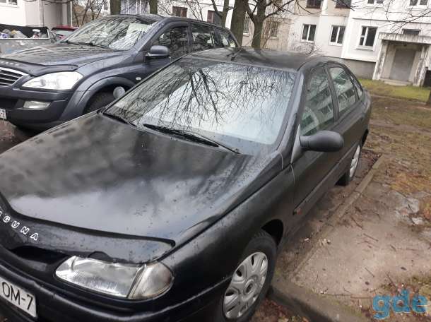 Автомабиль Renault Laguna, фотография 2