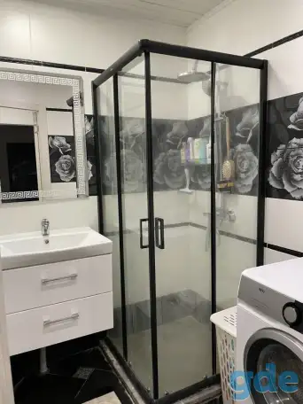 Продаю квартиру 4 комнаты с ремонтом и без соседей, фотография 8
