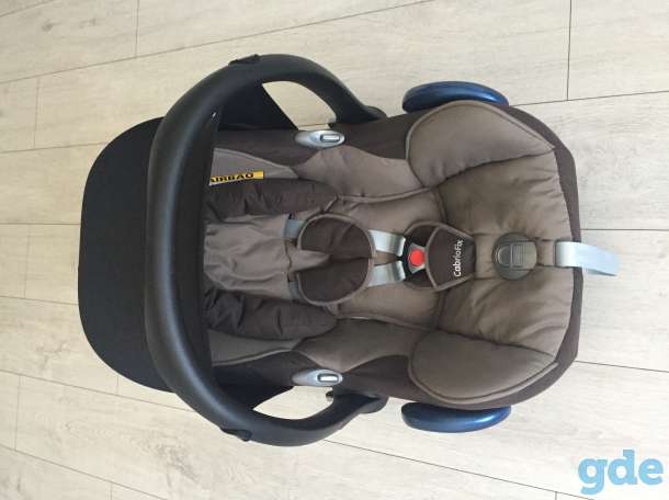Автолюлька-переноска Maxi cosi Cabrio fix, фотография 1