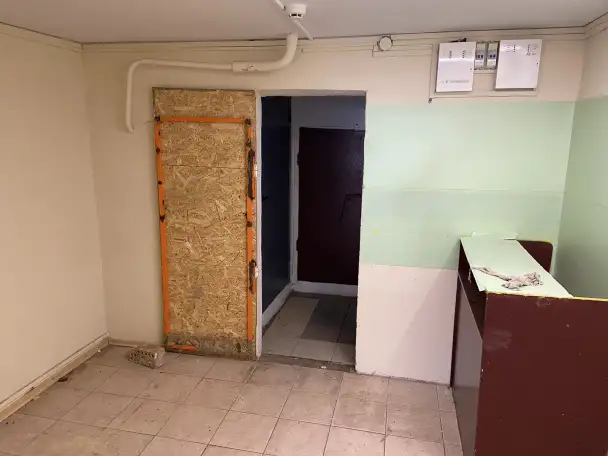 Полуподвальное помещение на расстоянии 100м от метро Восток, состоит из трех комнат, первая проходная, имеется санузел,, фотография 5