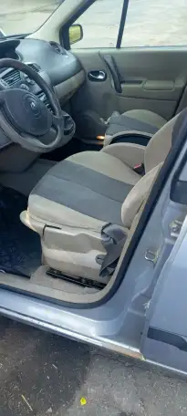 Renault Grand Scenic 2005, фотография 4