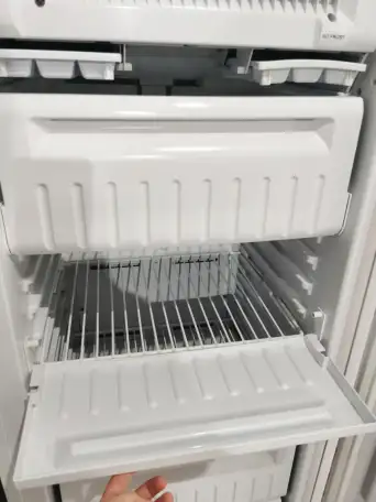 Морозильник Indesit No frost. Доставка, фотография 7