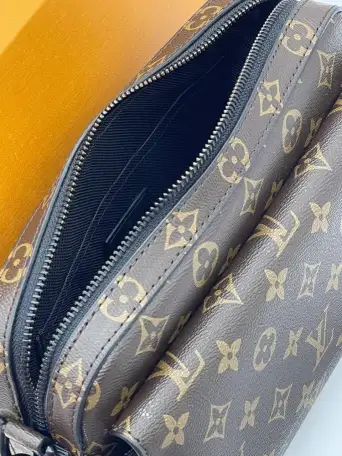 Сумка мужская Louis Vuitton, фотография 4
