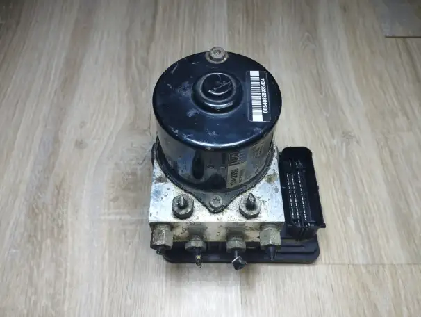 Блок ABS Opel Astra J, фотография 4