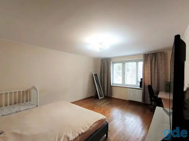 Продам квартиру с хорошим ремонтом в центре благоустроенного поселка Чисть, фотография 3