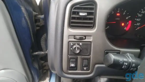 Продать авто Nissan Primera, фотография 1