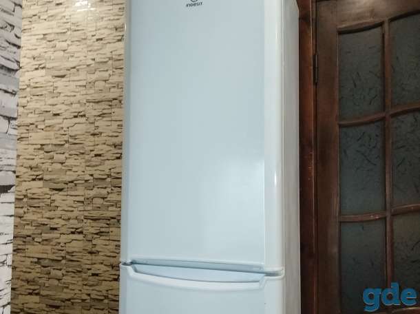 Холодильник Indesit в отличном состоянии с доставкой, фотография 4