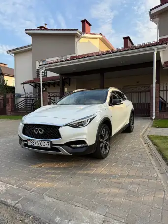 Infiniti QX30 2016, фотография 8