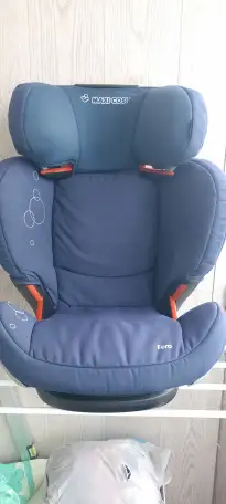 Автокресло 2/3 maxi-cozy fero, б/у, ст.м Малиновка, фотография 1