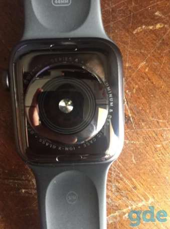 Apple Watch 4 44mm, фотография 3