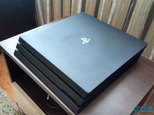 Sony PlayStation 4 Pro (1TB) (CUH-7216B), фотография 2