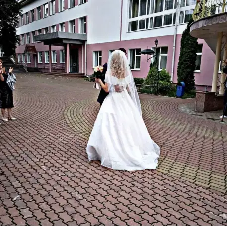 Свадебное платье, фотография 1