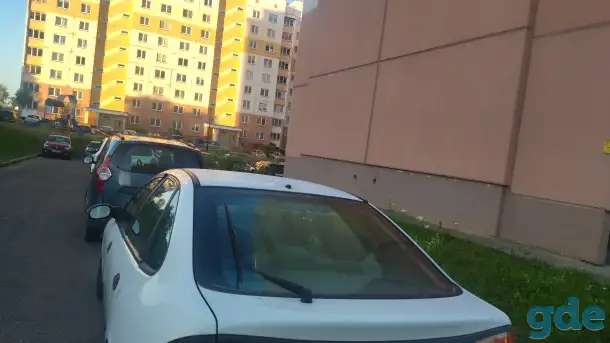 Автомобиль Renault Laguna, фотография 4