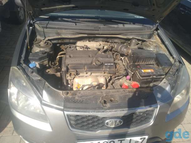 Хорошее авто Kia Rio, фотография 4