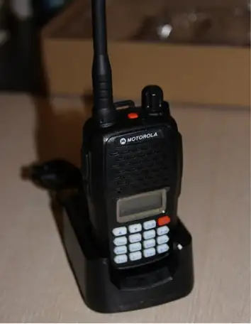 Рация Motorola SMP 818 UHF, LPD дальнего радиуса, фотография 4