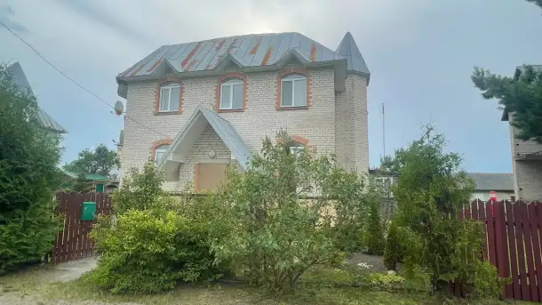 Продам двухэтажный дом в Лунинце, Брестская область, ул. Максима Богдановича 5, фотография 1