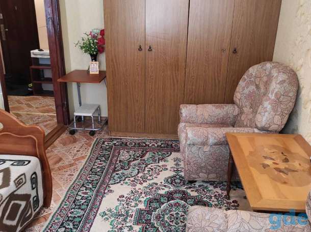 продаю двухкомнатную квартиру пл.42,7 кв.м, с обстановкой, 1-й этаж, ул. Лермонтова 16, фотография 4