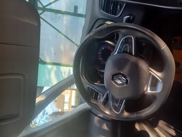 Семейный авто 7 мест Renault Scenic, фотография 2