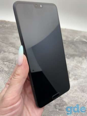 Телефон Huawei P20, фотография 4