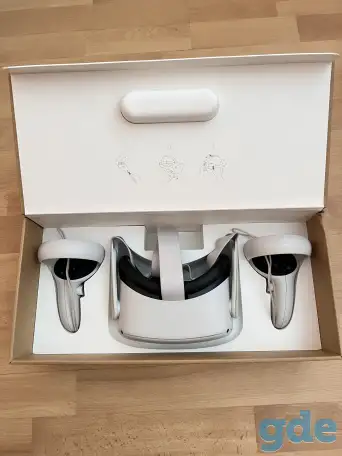 Автономная VR-гарнитура Meta Quest 2 64GB, фотография 2