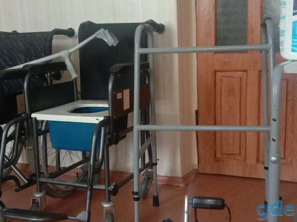 Продам инвалидную коляску б/у, фотография 4