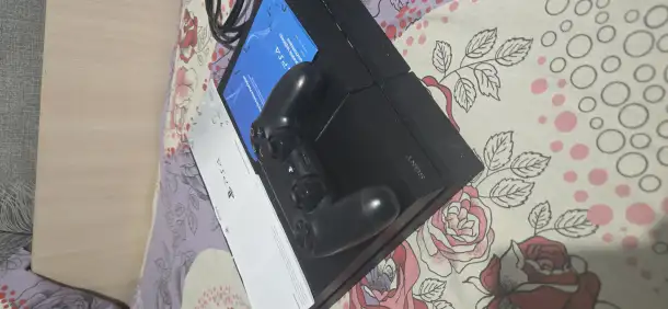 Playstation 4, фотография 1