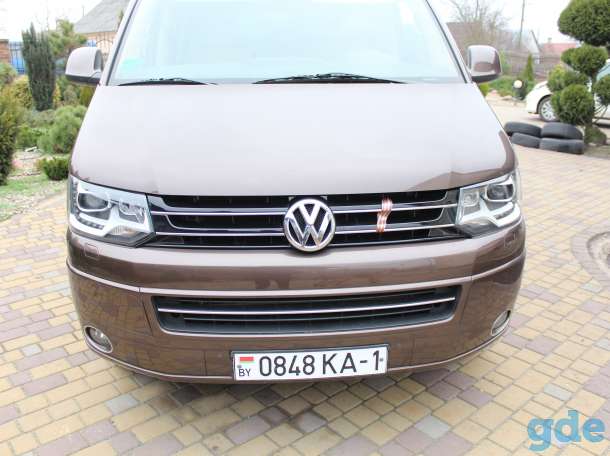 Volkswagen MULTIVAN, фотография 1