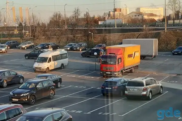 Продаю 50 машиномест на охраняемой автостоянке `по ул.Слободская138., фотография 2