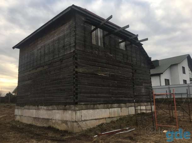 Продается готовый дом из бруса 9 на 9 , с крышей 