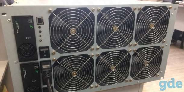 Майнер Bitfury B8 (SHA-256 Miner 50TH/s), фотография 1