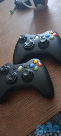 Xbox 360 + 2 геймпада, фотография 1