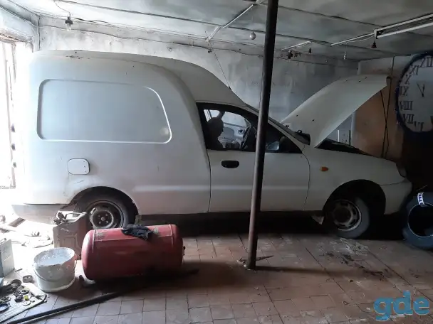 Автомобиль, фотография 1