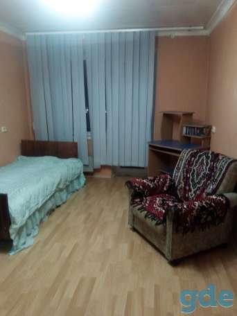 Сдам комнату в 3-х комн. кв. женщине на длительный срок, фотография 2
