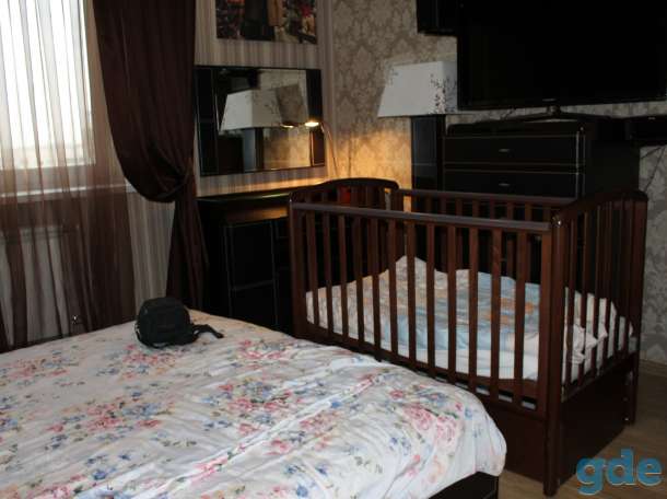 Продам  итальянскую детскую кроватку из натурального дерева., фотография 1