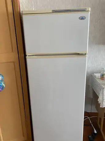 Холодильник бу, фотография 3