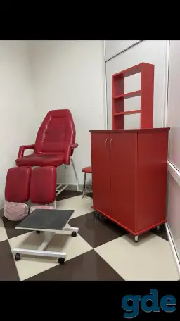 Сдам в аренду рабочее место для мастера маникюра и педикюра. 10м2, фотография 2