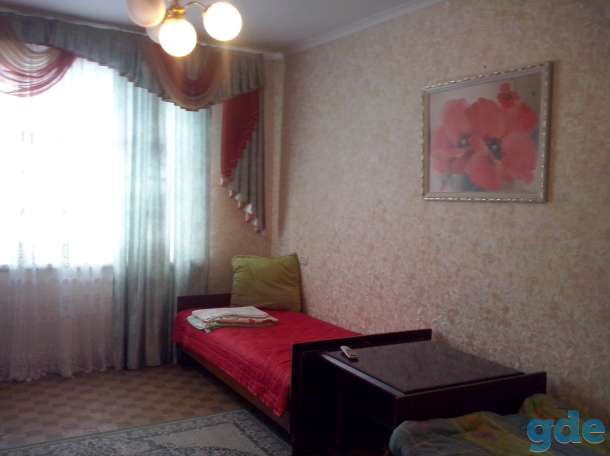 Уютная квартира посуточно, Богатырева, 113а, фотография 2