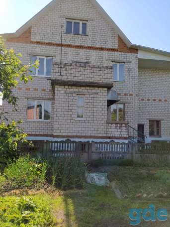 Продам дом со всеми удобствами в элитном районе города.Общ.пл. построек 273,жил.площ.151.Огород,теплица,два гаража., фотография 1