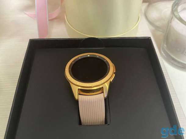 Продается Samsung Galaxy Watch 42мм SM-R810, розовое золото, фотография 2
