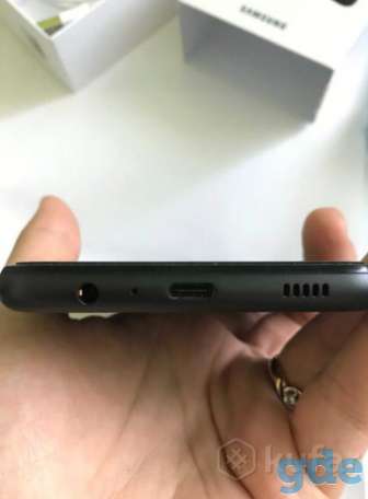 Смартфон Samsung Galaxy A12, фотография 3