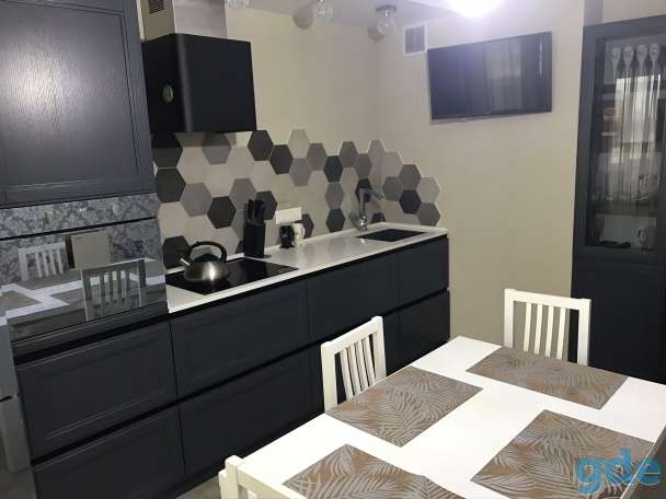 Продам 3х комнатная Молодёжная 28, фотография 10
