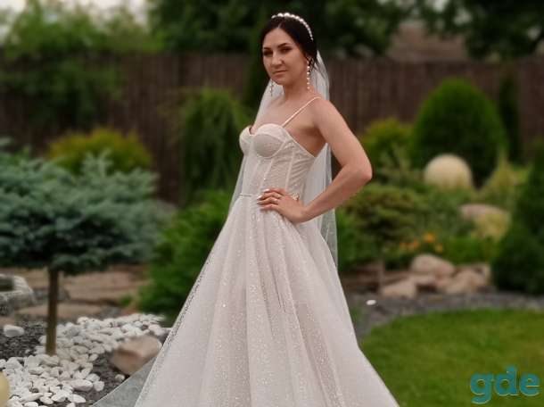 Свадебное платье, фотография 3