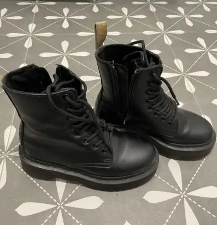 Dr. Martens, фотография 2