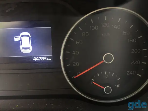Продам машину Kia Sportage, фотография 3